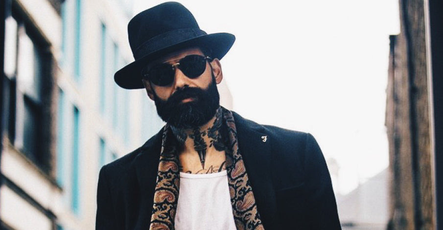 Farah Essentials with Carlos Costa